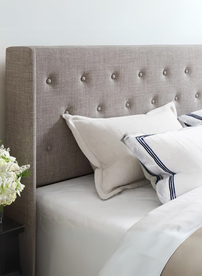 Aurelia Tufted Brown Color Bed