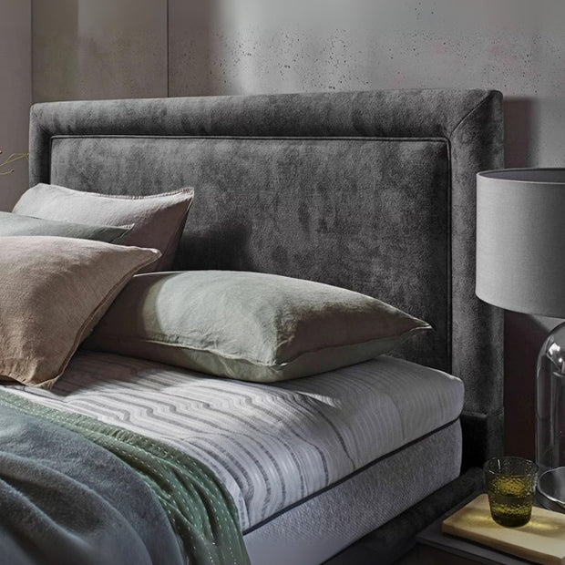 Belvoir Tufted Grey Color Bed